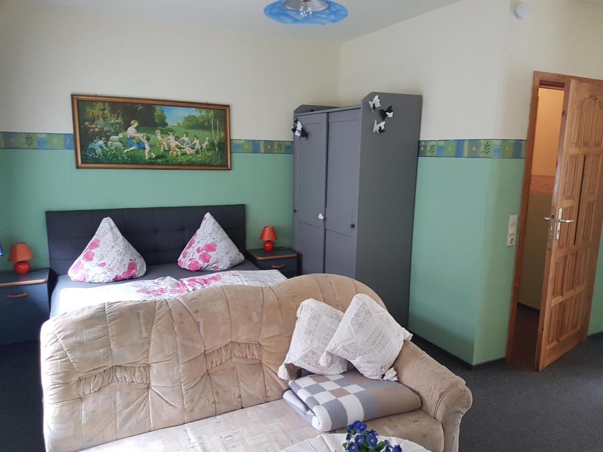 Neugrimnitz Landpension Zum Schweizerberg מראה חיצוני תמונה